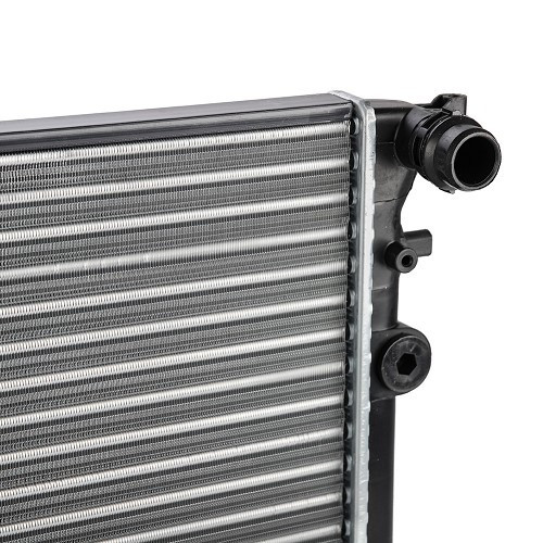 650 mm water radiator for Audi A3(8L)and TT (8N) - AC55636