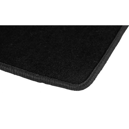 Velour carpet for BMW E30 Sedan and Coupé - Black - BB26304