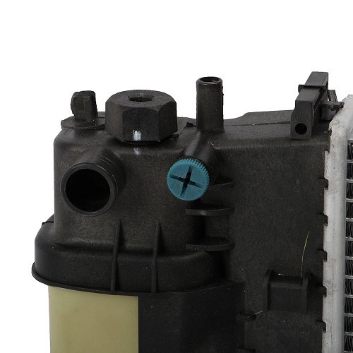 Radiateur d'eau pour BMW Série 3 E30 318is - boîte de vitesses manuelle sans climatisation - BC55623