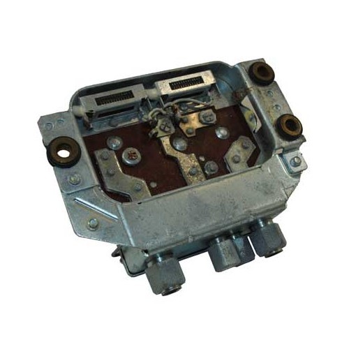 Regulador de dínamo 12V BOSCH desparasitado para Kombi e Tipo 3 - C031660