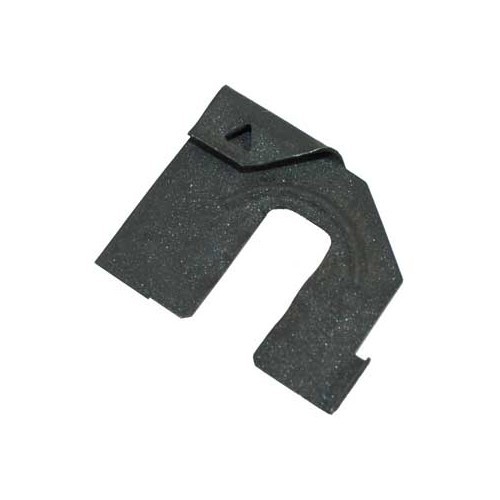  Staple for handbrake handle pivot - C045823 