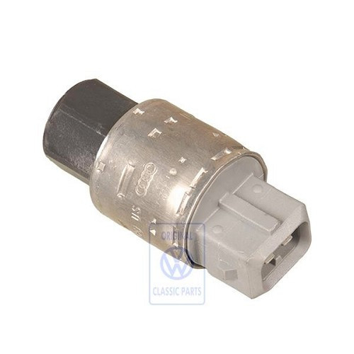  Sensor de baixa pressão no circuito de ar condicionado para VW Passat B5 - C255562 