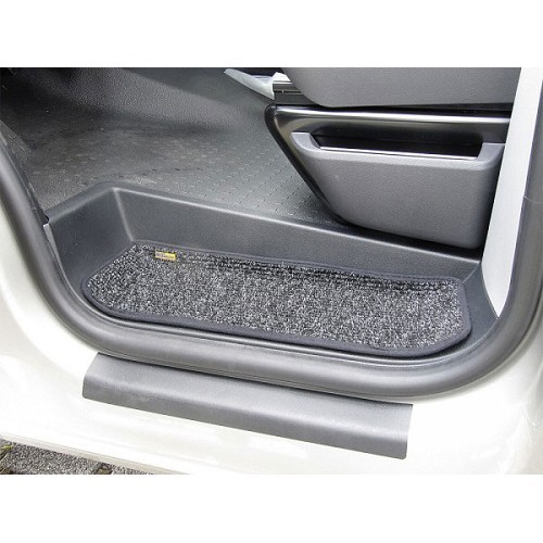 Tapis de marchepieds HEOS pour VW Transporter T5 & T6 (3 pièces)  - CF12668