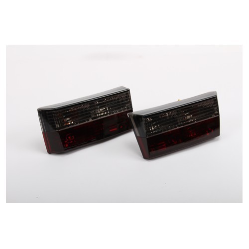 Red tail lights  - GA15014