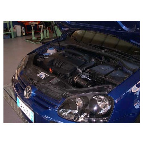 Kit di immissione BMC Carbon Dynamic Airbox (CDA) per VOLKSWAGEN GOLF V 1.6 16V 102 CV - GC45130