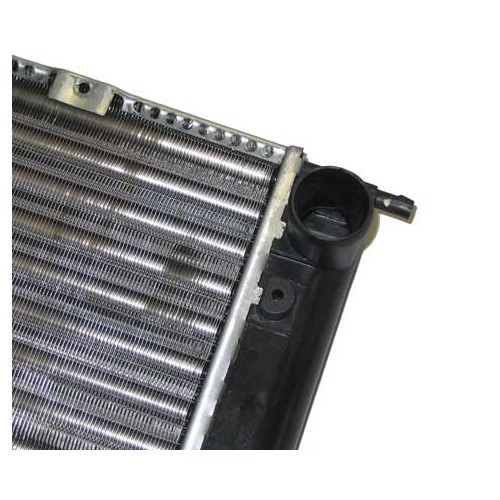 Radiateur d'eau moteur 675 mm pour Golf 2 et Jetta 2 - GC55602