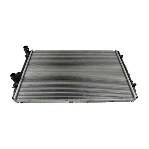  Radiateur d'eau moteur 650 mm pour Golf 4 et Bora - GC55638 