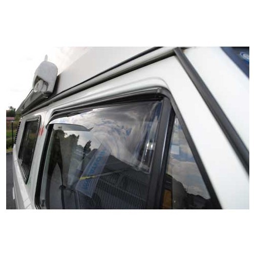 Déflecteurs d'air fumés CLIMAIR sur vitres avant pour VOLKSWAGEN Transporter T25 (05/1979-07/1992) - KA12500