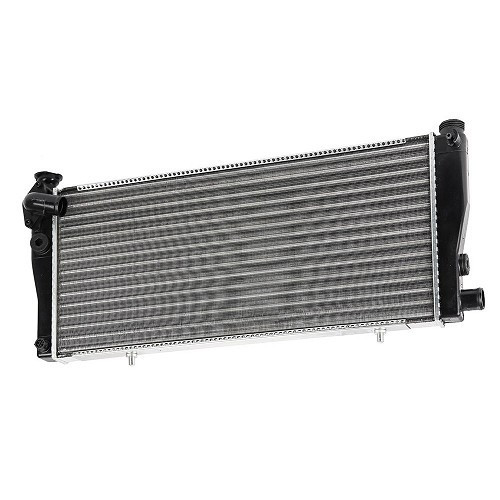  Radiateur d'eau moteur pour Peugeot 205 - 610x285x38mm - PE70031 