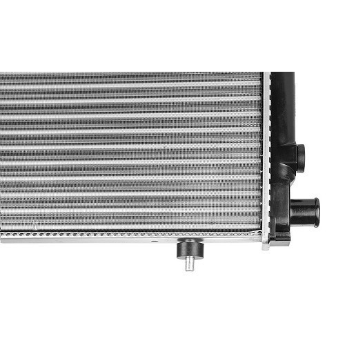 Radiateur d'eau moteur pour Peugeot 205 - 610x285x33mm - PE70032