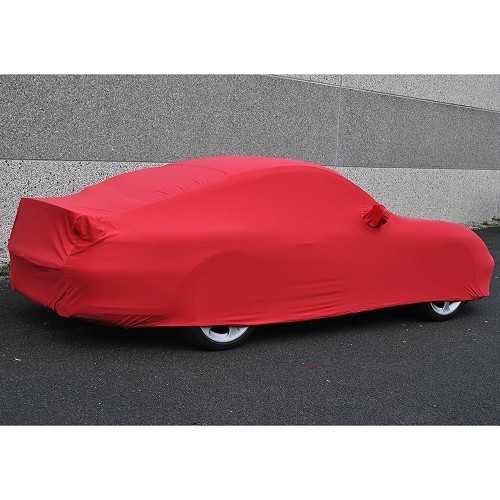 Red custom-made protective covers for a Porsche 996 (1998-2005) - RS38040