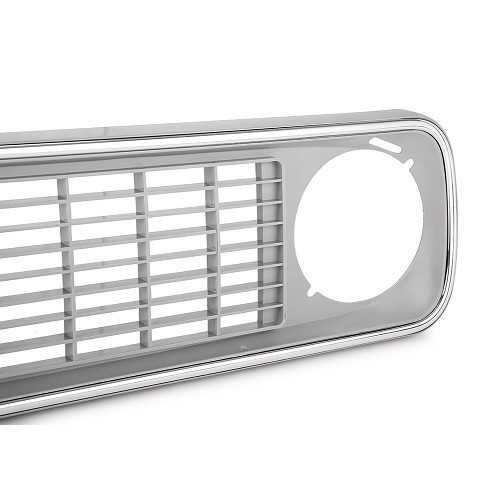 Grey grille with chrome-plated surround for Renault 4L GTL (01/1978-12/1992) - RT10002