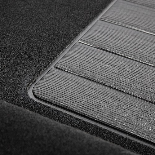 Carpet and insulation for Peugeot 205 GTI (1984 - 1994) Black - UB06600