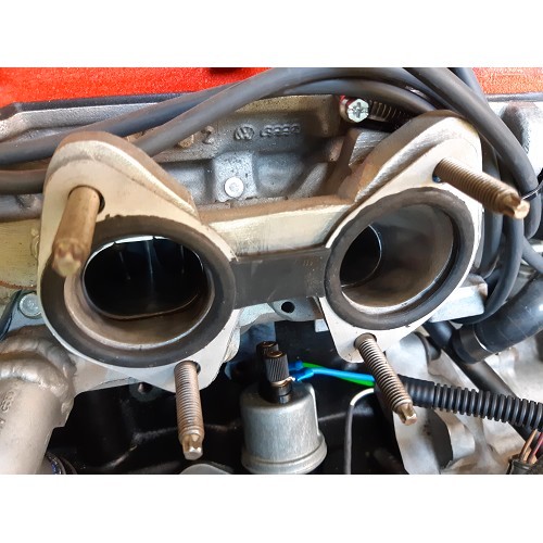 Bride souple pour un carburateur 40 ou 45 DCOE - UC40230