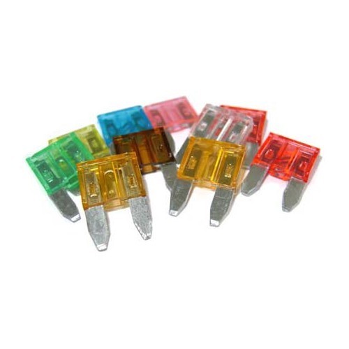 Varied assortment of 10 ATC fuses