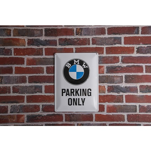 BMWParking Only decorative metallic plaque - 30 x 40 cm - UF01520