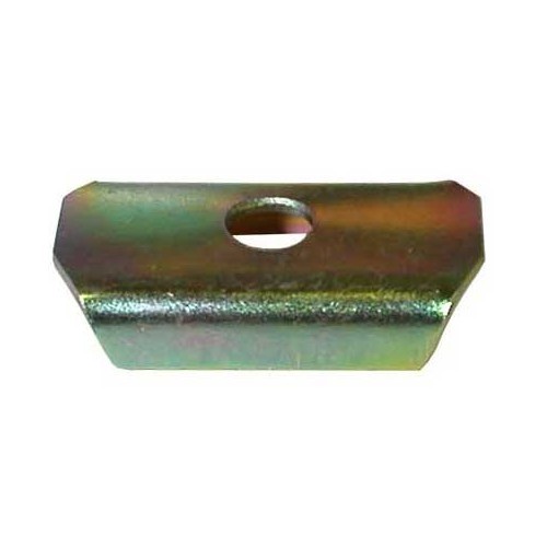 Rectangular plate for fixing chassis screw