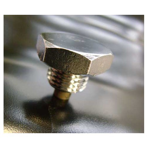 Magnetic oil drain plug - VC52505