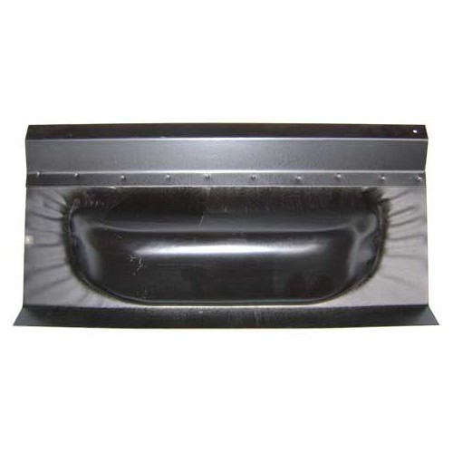 Curved panel behind the windscreen washer reservoir - VT16300